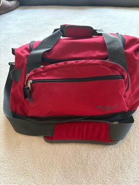 Red Eddie Bauer Stowaway Duffel Bag w/ Adj Shoulder Strap & Shoe Compartment